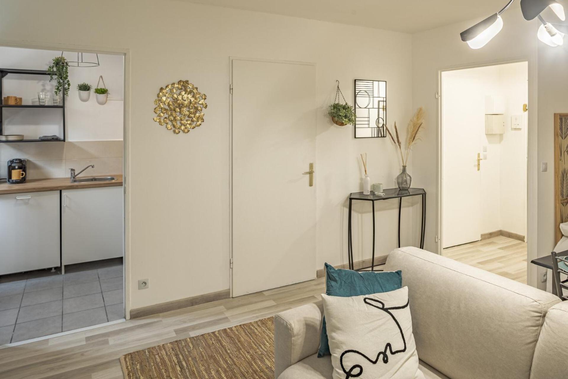 Julia Home, Madamedemconciergerie Reims Buitenkant foto
