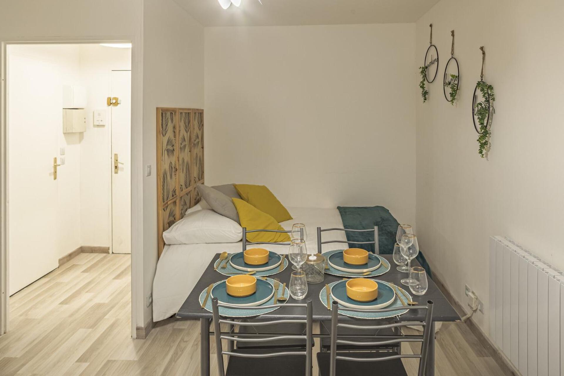 Julia Home, Madamedemconciergerie Reims Buitenkant foto