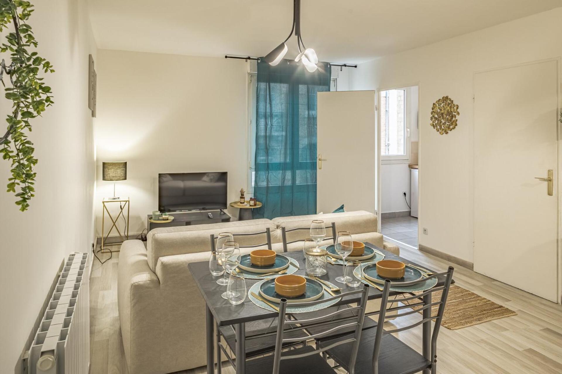 Julia Home, Madamedemconciergerie Reims Buitenkant foto
